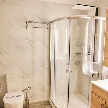 Famissi 1 Lejlighed Kalambaka